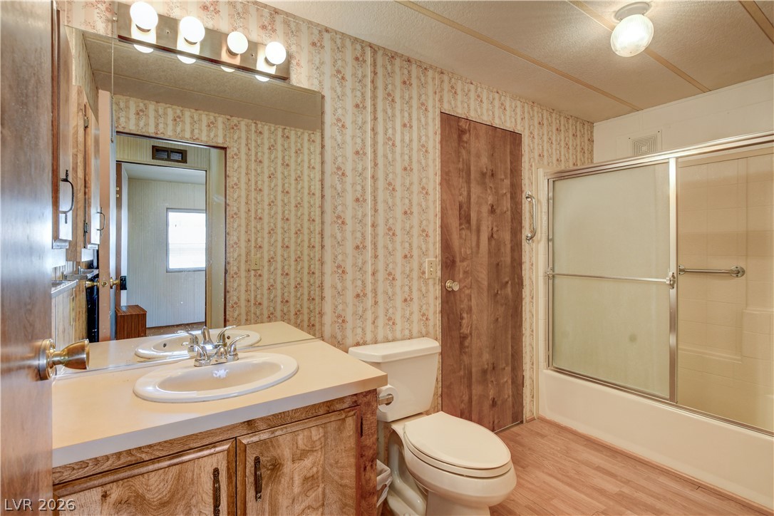 660 Scott Avenue Property Photo 42