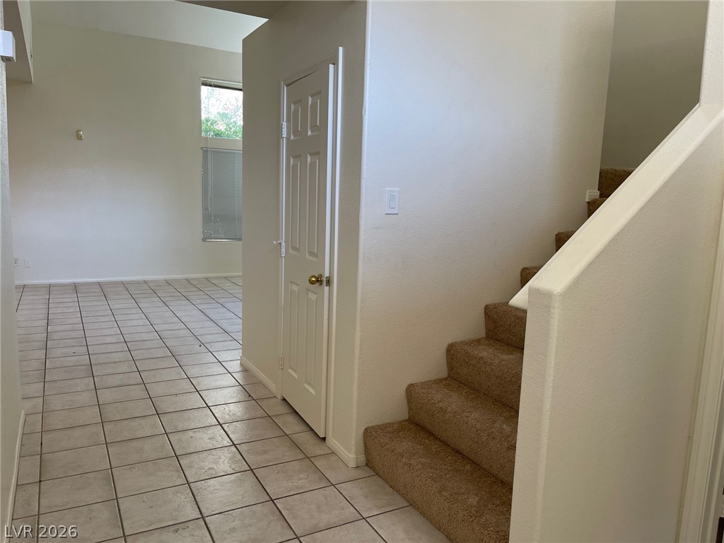 2025 Nightrider Drive Property Photo 7