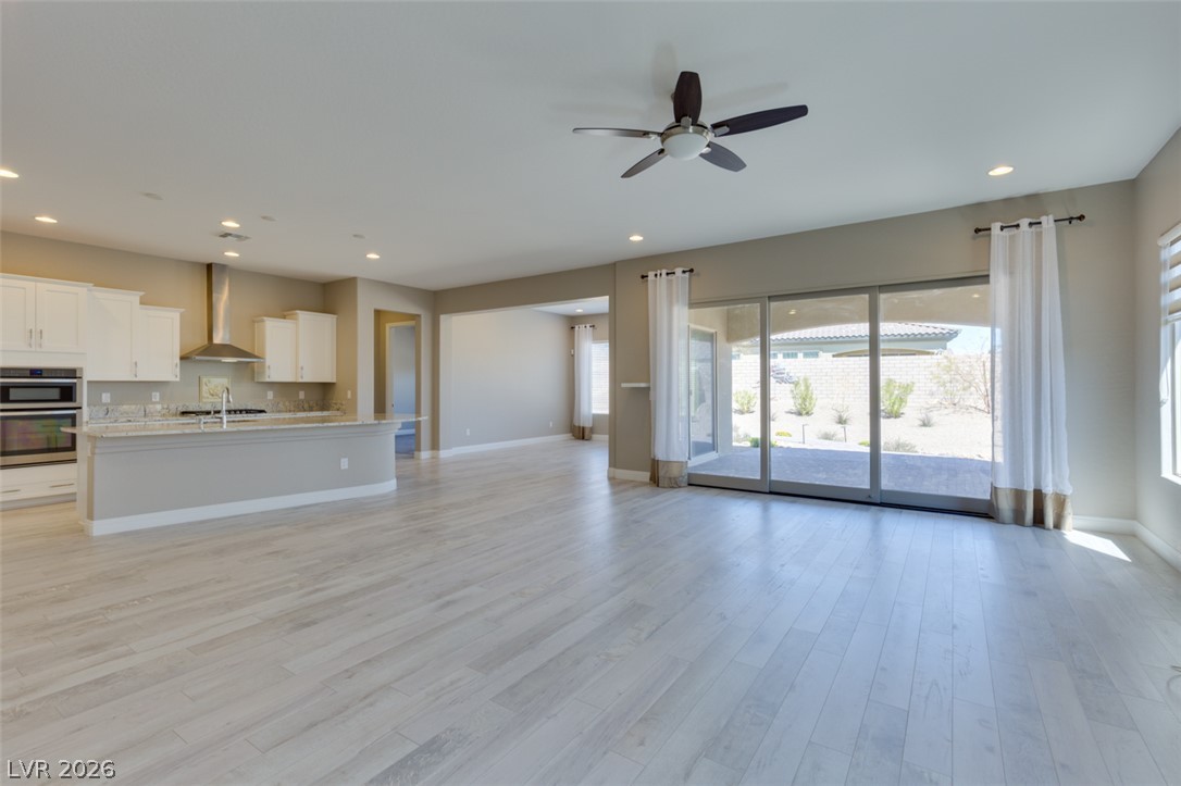 11822 Spadari Court Property Photo 6