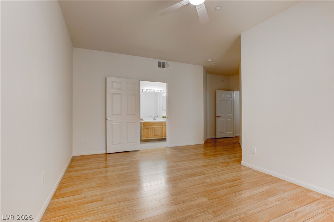 5855 Valley Drive 1077 Property Photo 15