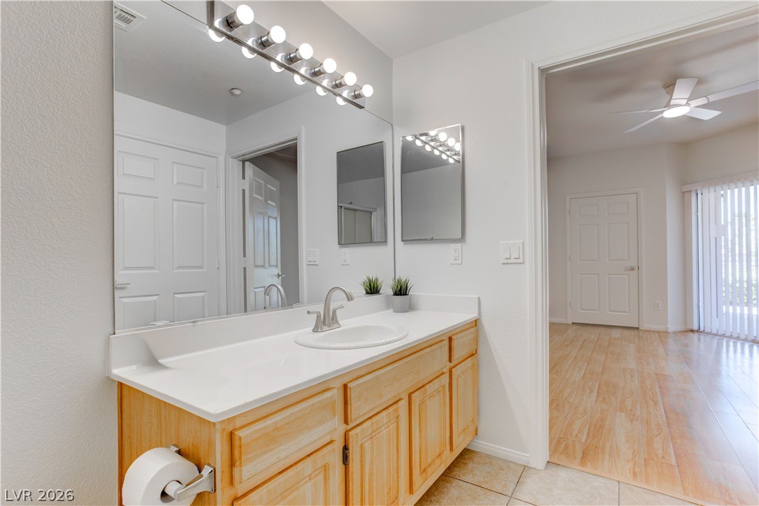 5855 Valley Drive 1077 Property Photo 20