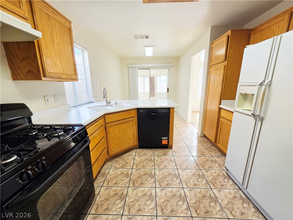 1724 Leaning Pine Way Property Photo 15