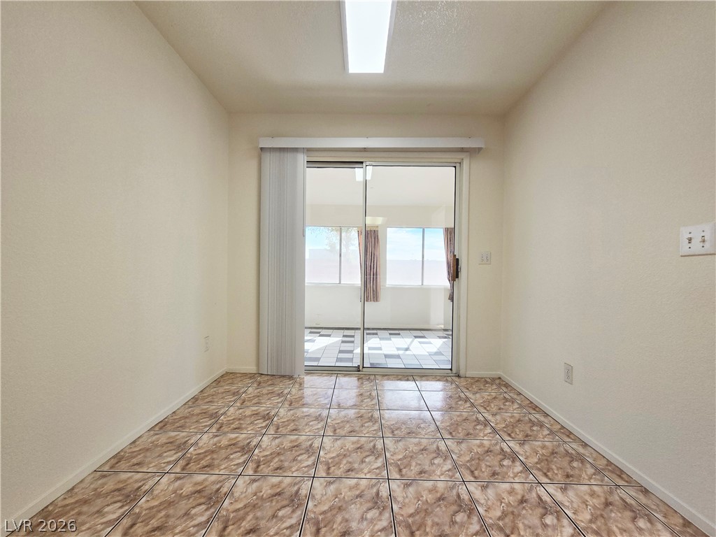 1724 Leaning Pine Way Property Photo 18