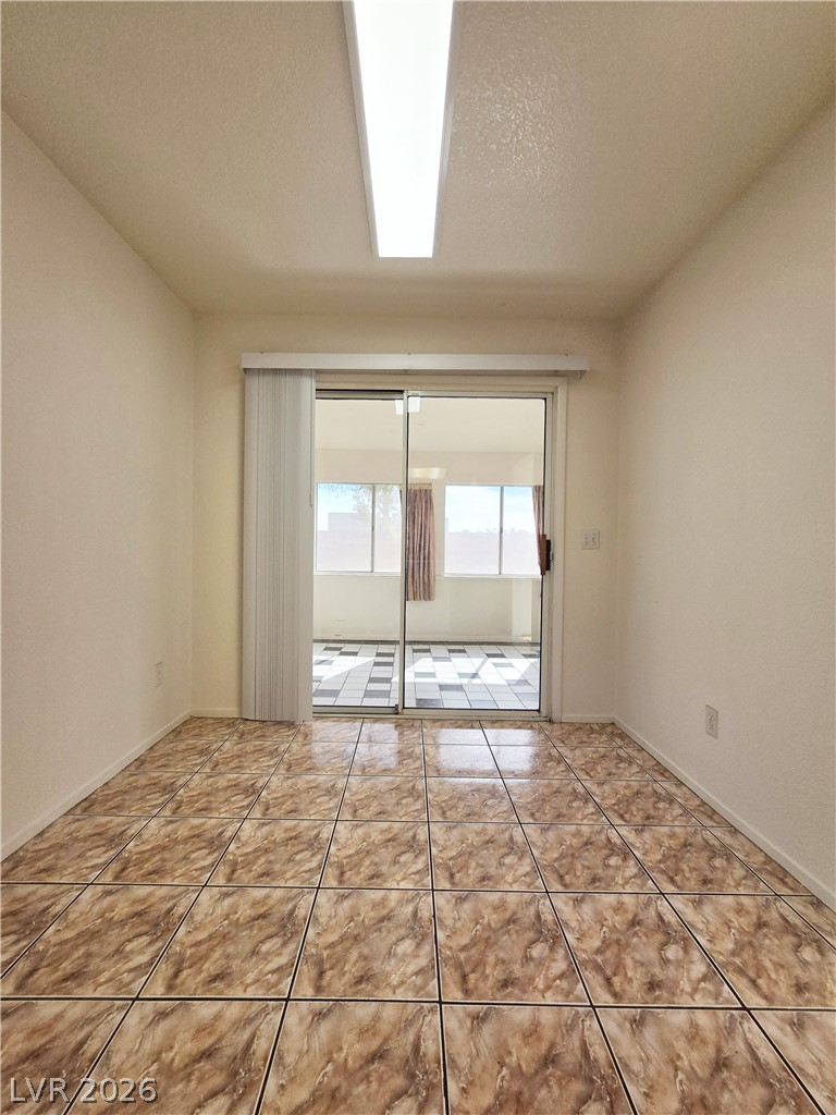 1724 Leaning Pine Way Property Photo 19