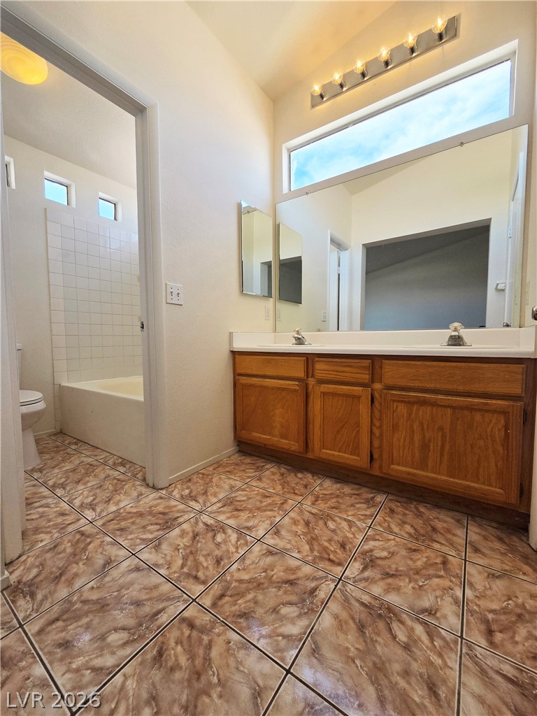 1724 Leaning Pine Way Property Photo 33