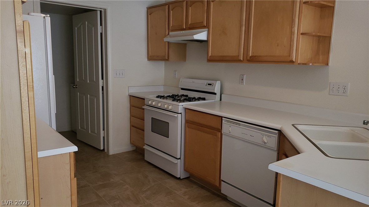200 Boothbay Street Property Photo 4