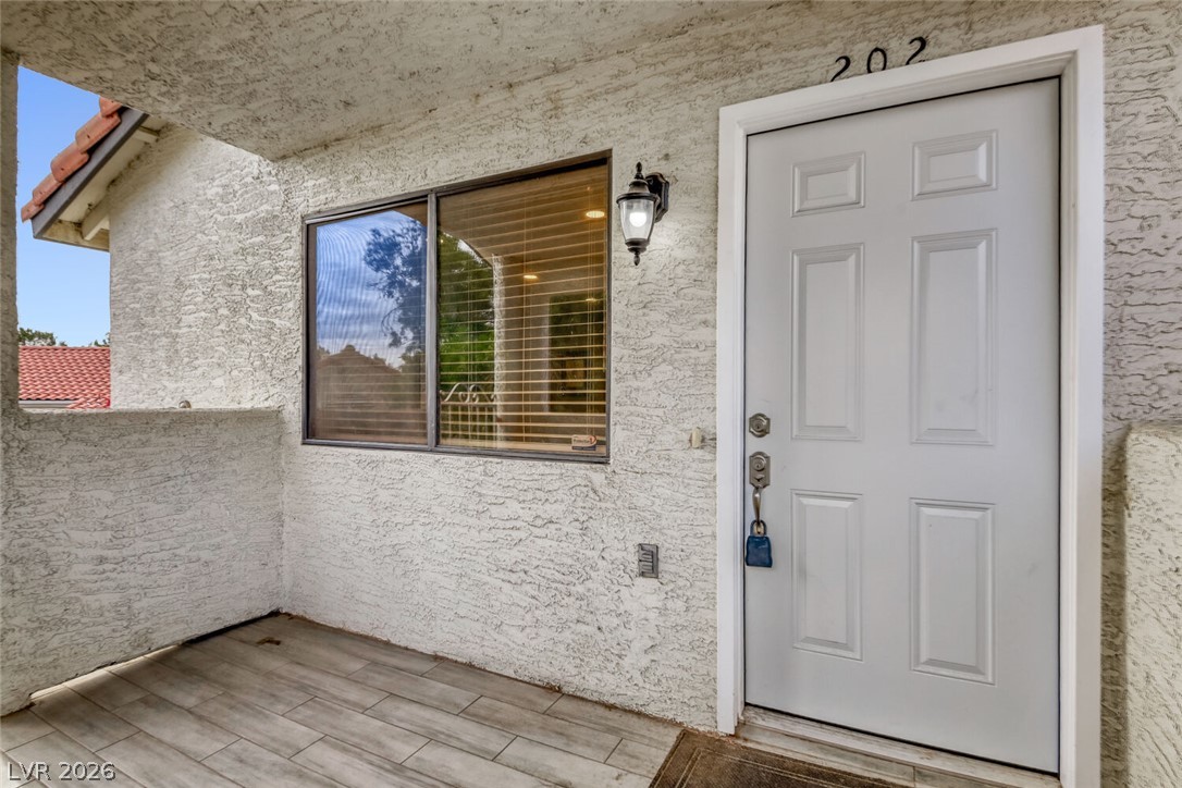 2720 Beaver Creek Court 202 Property Photo 5