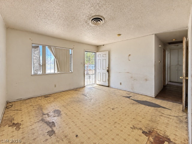 524 Recco Avenue Property Photo 11