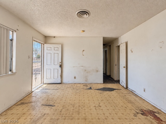 524 Recco Avenue Property Photo 17