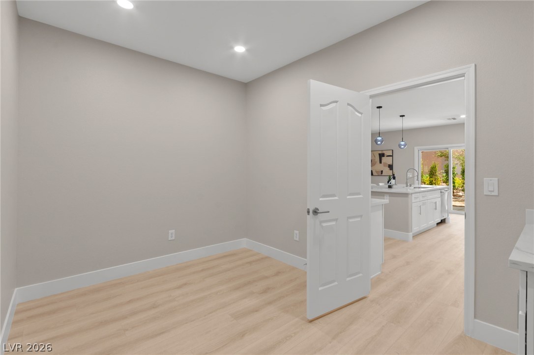 2100 Burtonsville Drive Property Photo 26
