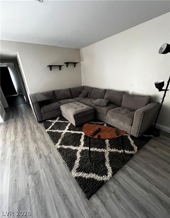 2810894 Property Photo 3