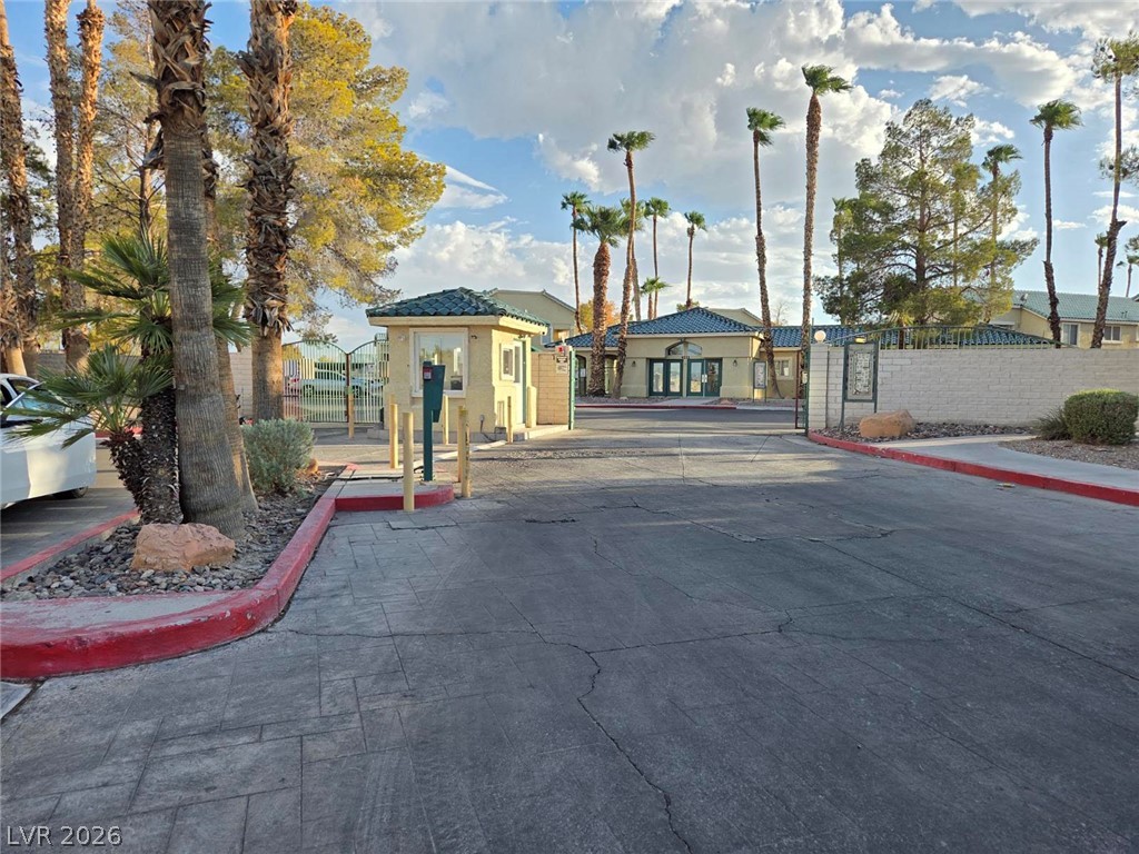 2810894 Property Photo 13