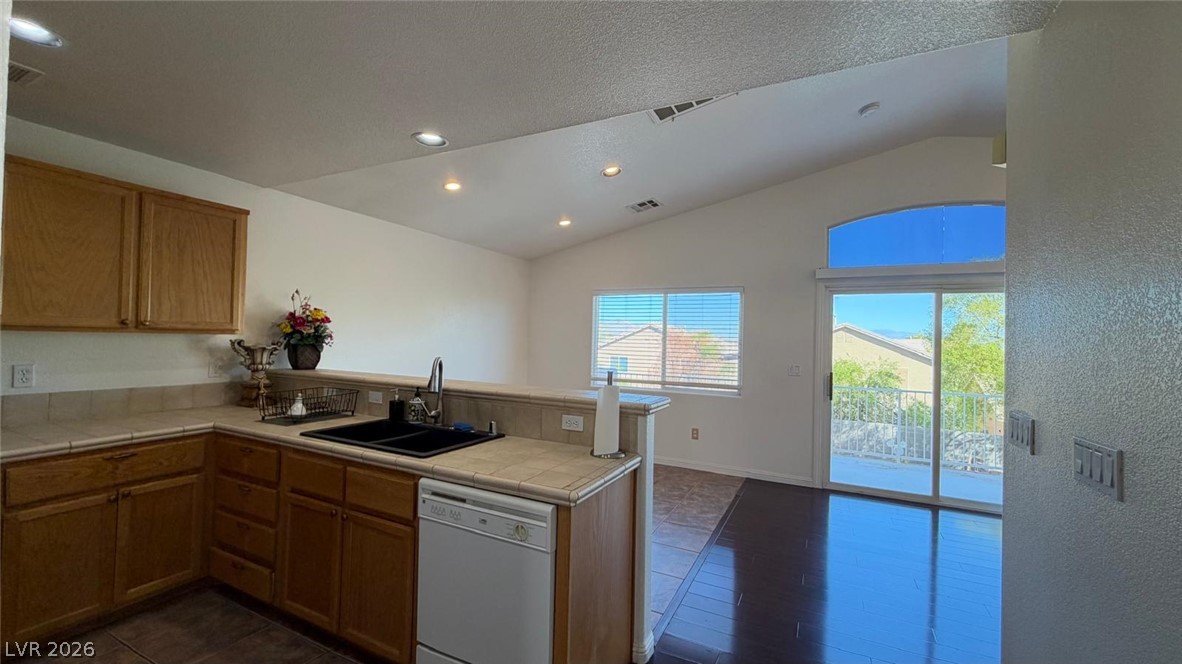 9174 Red Currant Avenue Property Photo 3