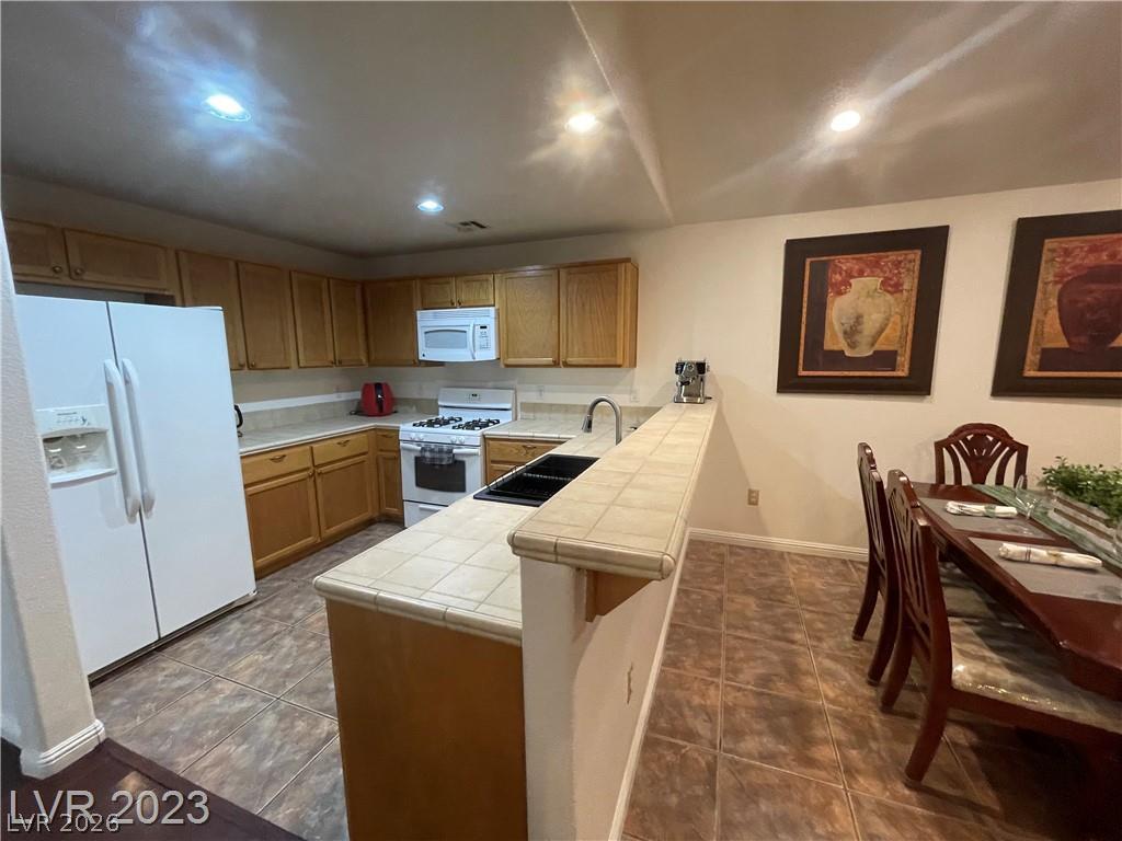 9174 Red Currant Avenue Property Photo 5