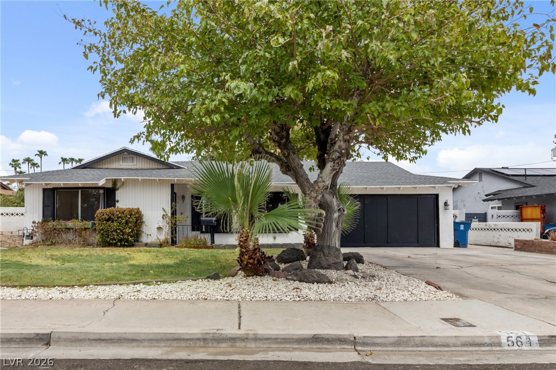 561 Bonita Avenue Property Photo 4