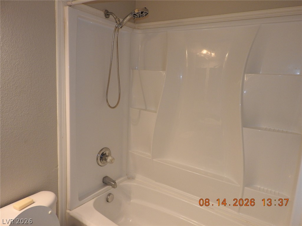 8416 Viansa Loma Avenue Property Photo 26