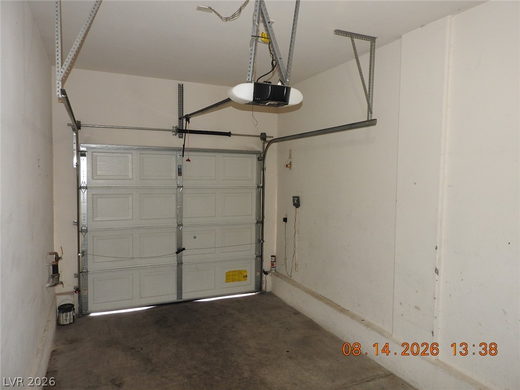 8416 Viansa Loma Avenue Property Photo 31