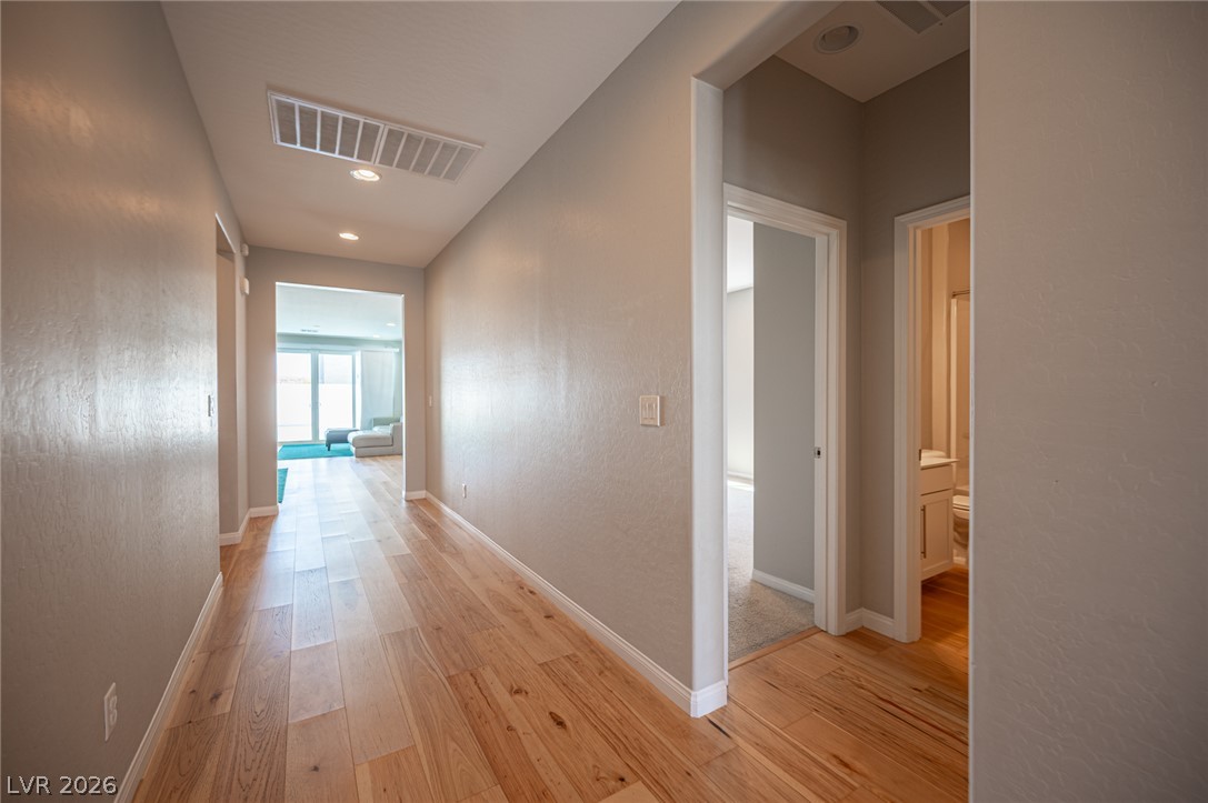 10184 Ocher Valley Avenue Property Photo 19