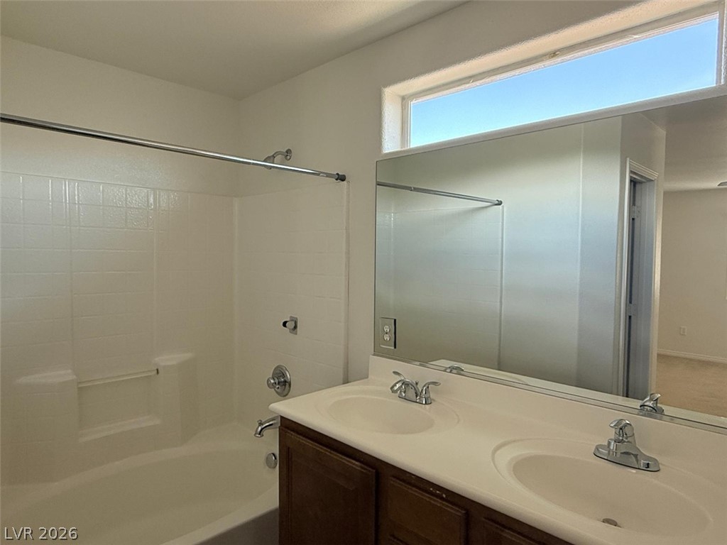 5665 Rose Tiara Drive Property Photo 7