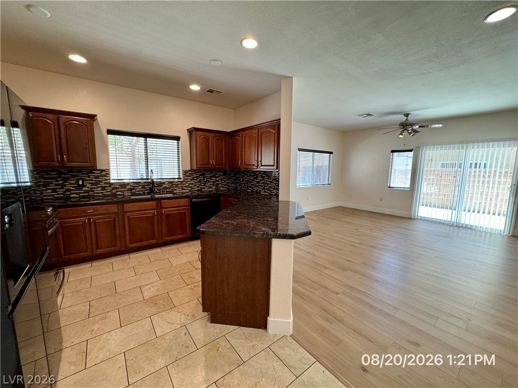 6317 Beige Bluff Street 101 Property Photo 7