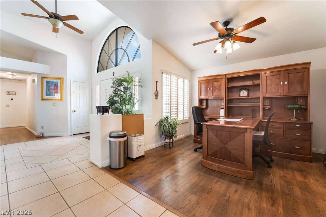 2305 Bear Valley Street Property Photo 8