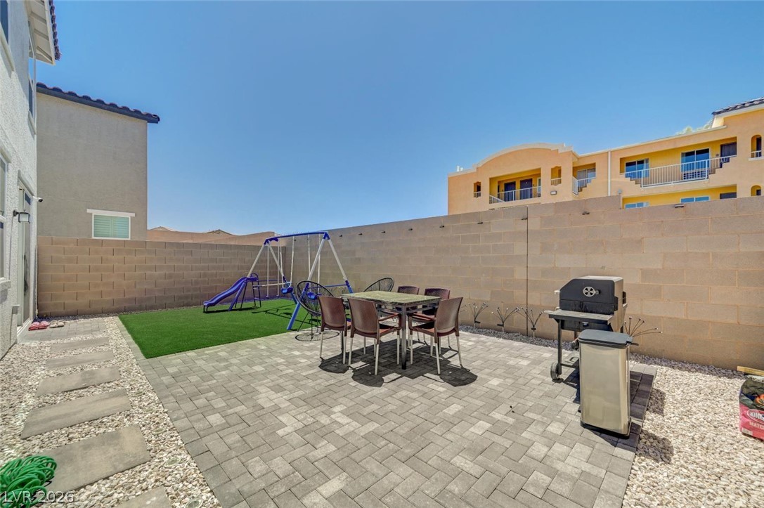 2663 Sierra Grande Street Property Photo 16