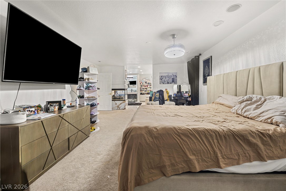 8086 Avalon Island Street Property Photo 25