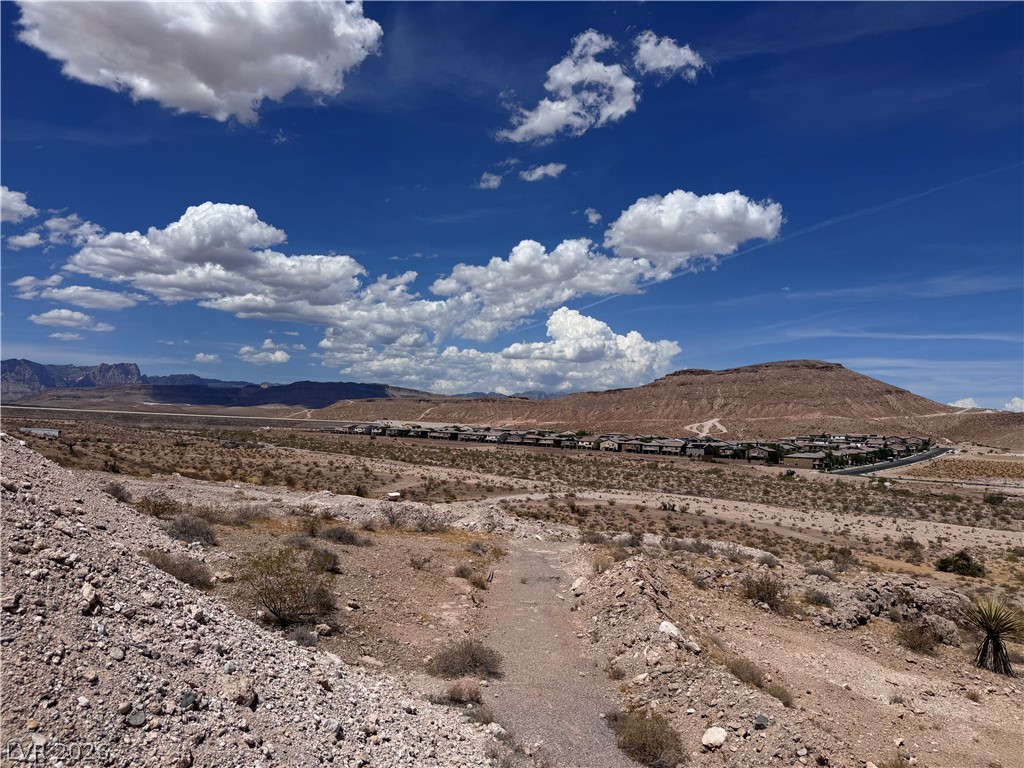 2810929 Property Photo 5