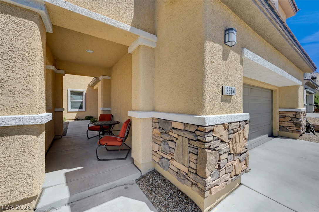 2884 Strathallan Avenue Property Photo 3