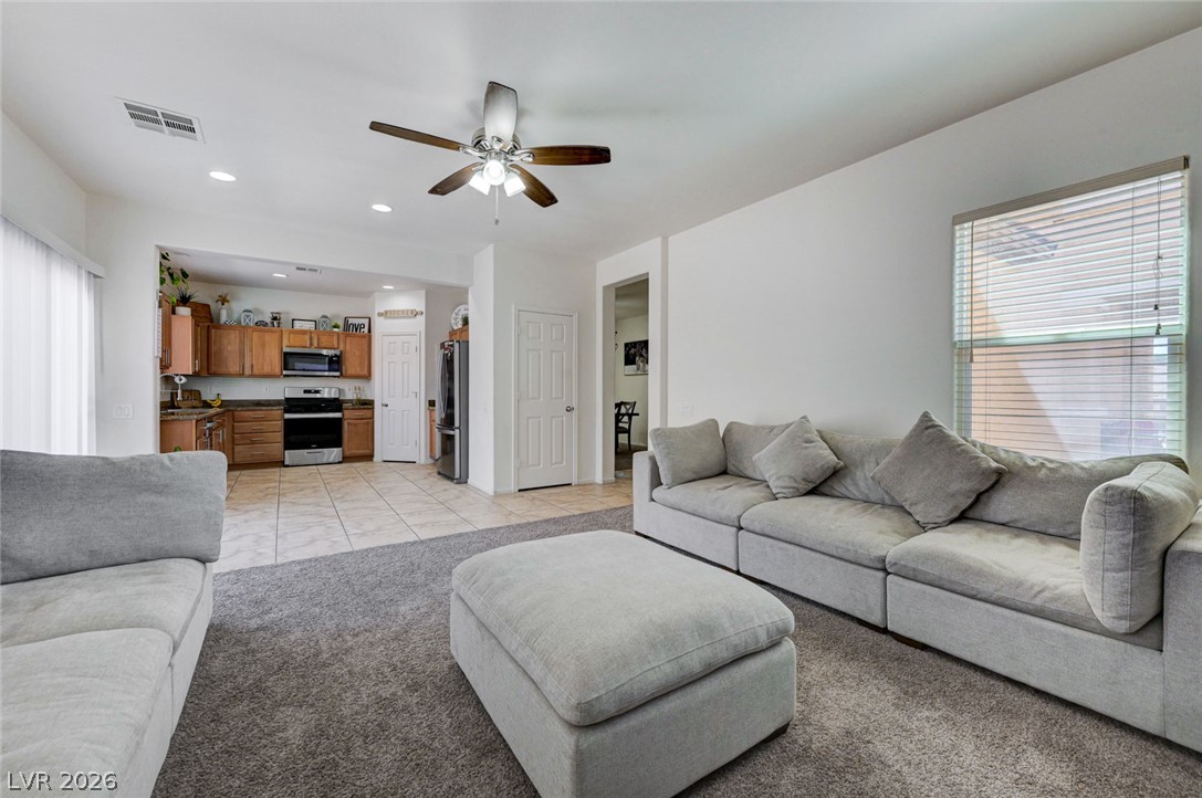 2884 Strathallan Avenue Property Photo 12