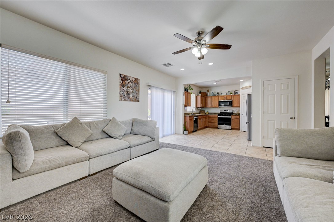 2884 Strathallan Avenue Property Photo 13