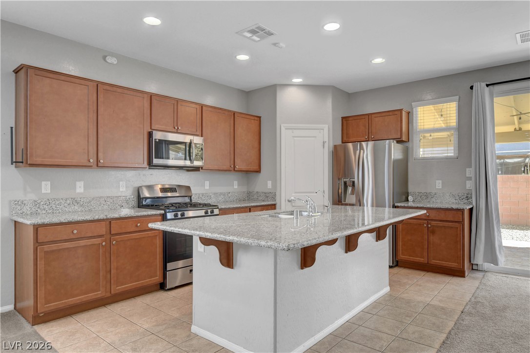 2107 Saybrook Avenue Property Photo 4