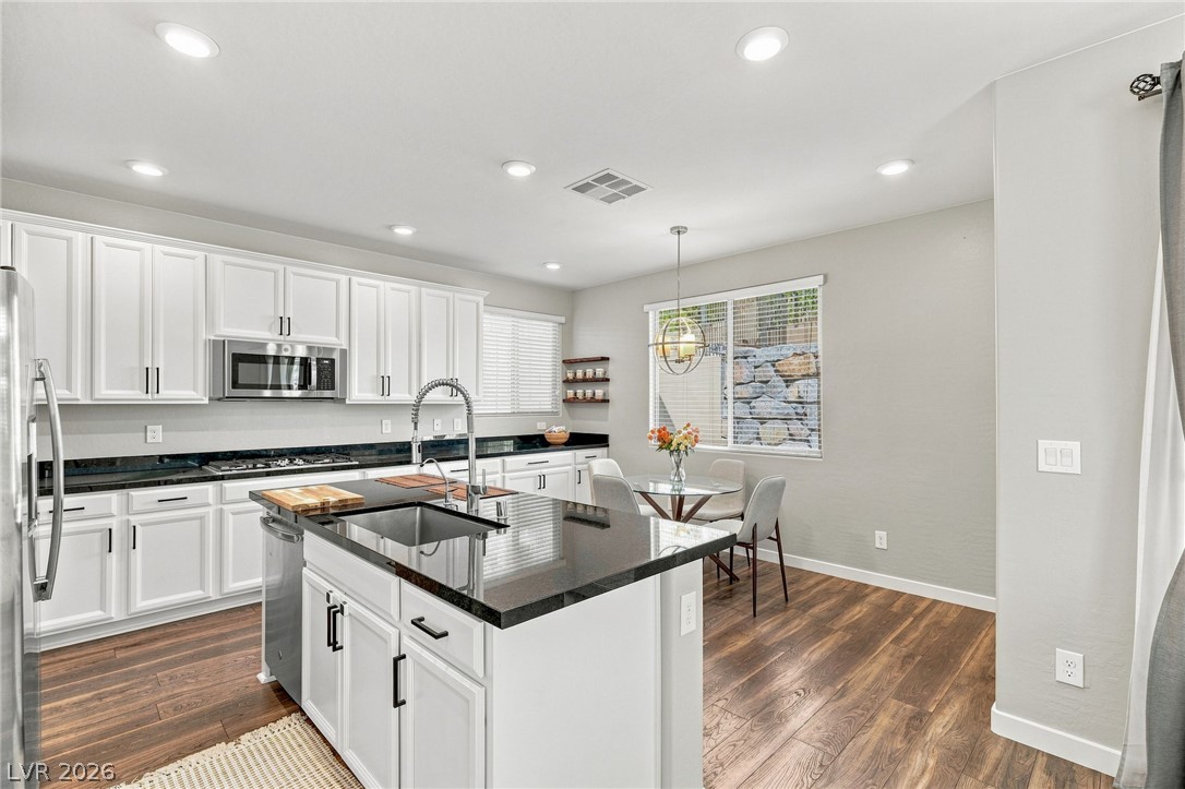 12388 Liberty Beacon Avenue Property Photo 14