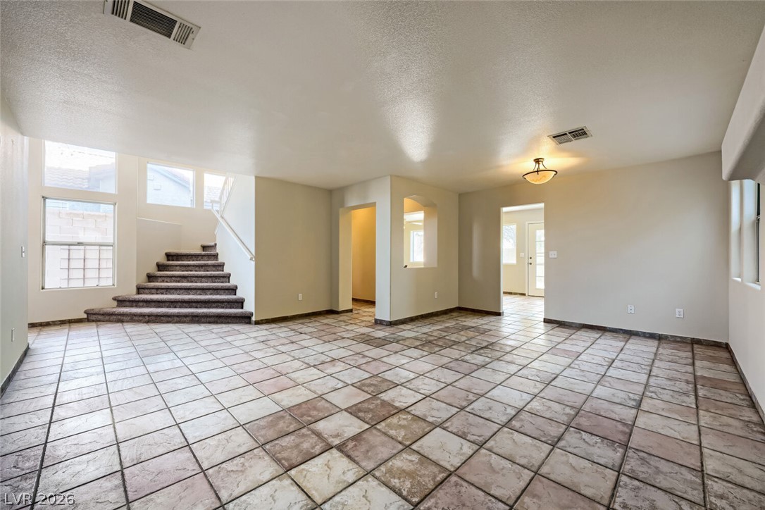 9304 Chilly Pond Avenue Property Photo 4