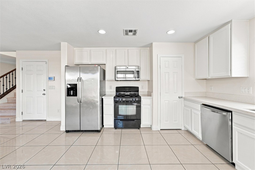 10999 Florence Hills Street Property Photo 7