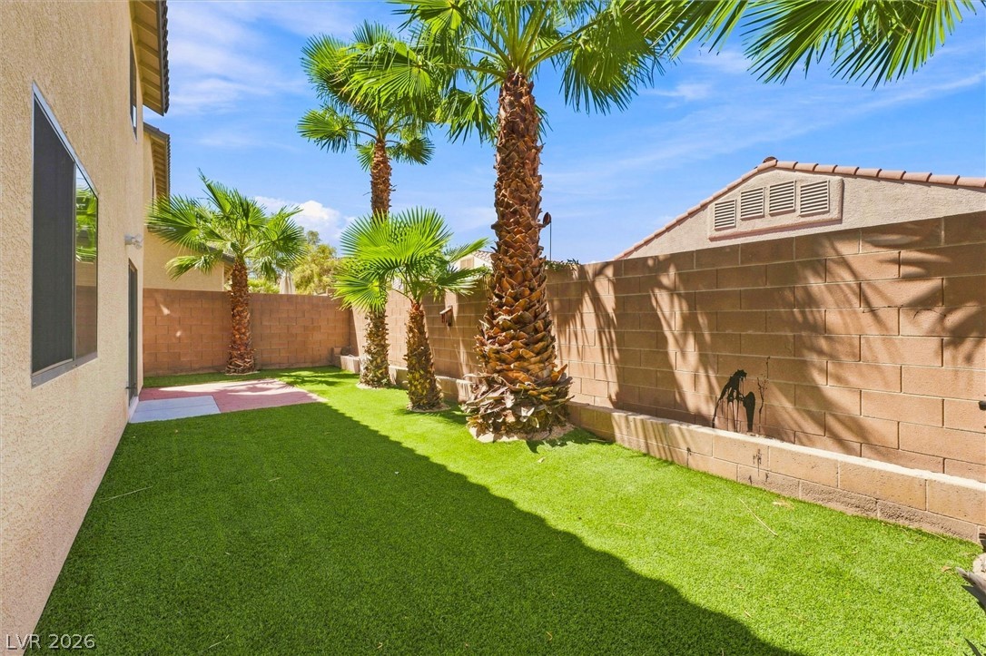 10999 Florence Hills Street Property Photo 20