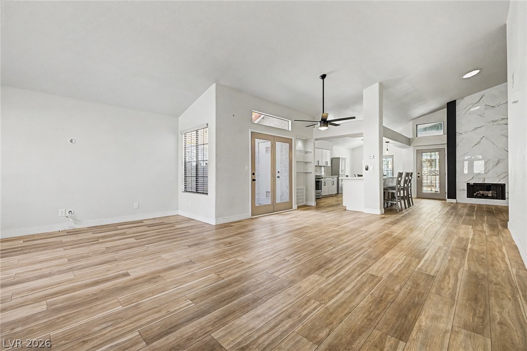 2724 Tidewater Court Property Photo 10
