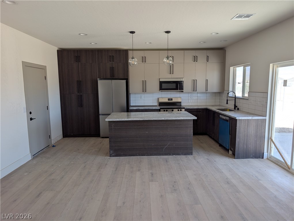 5691 Alderwood Property Photo 6