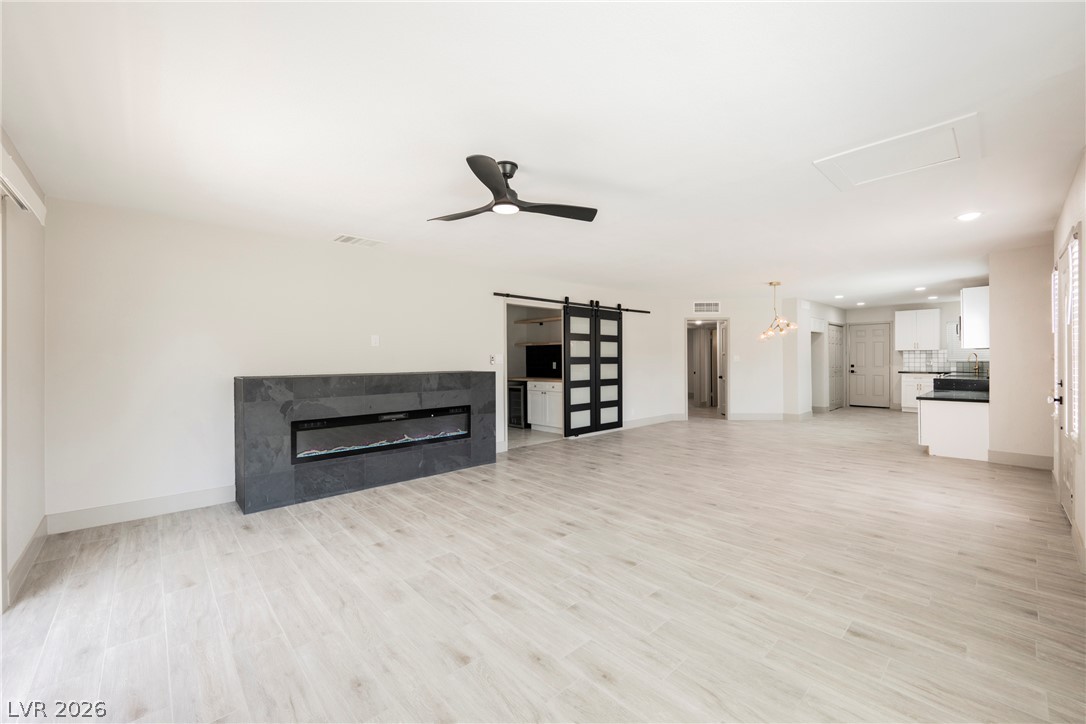 1421 Norman Avenue Property Photo 6
