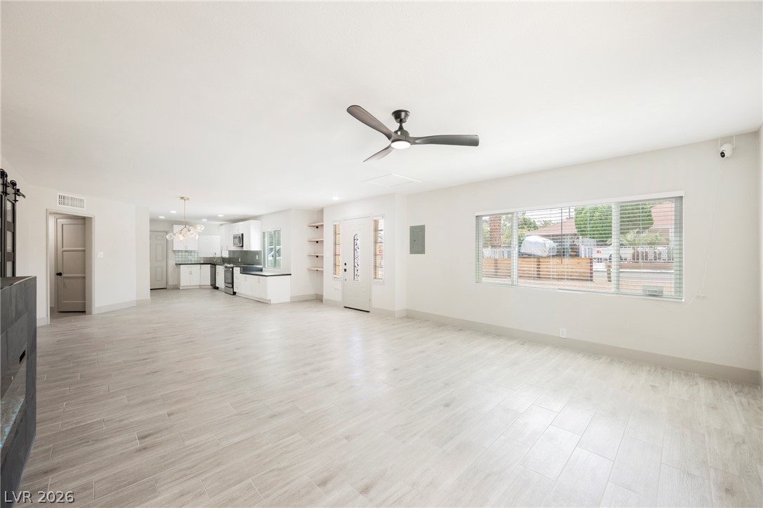 1421 Norman Avenue Property Photo 8