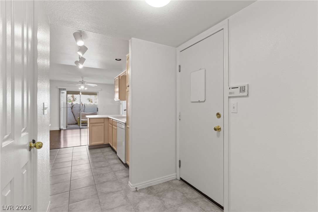 2900 Soda Creek Lane Property Photo 26