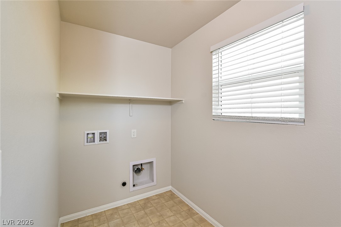 5726 Artesia Fountain Street Property Photo 14