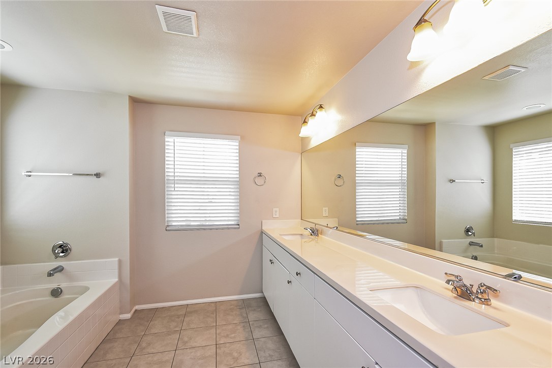 5726 Artesia Fountain Street Property Photo 18