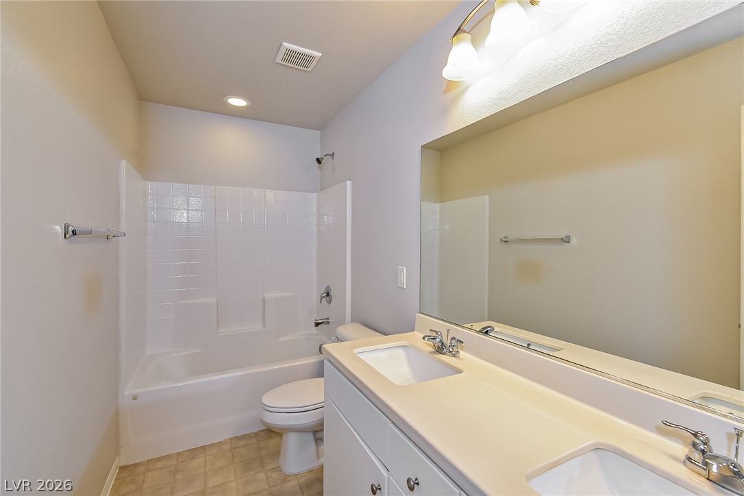 5726 Artesia Fountain Street Property Photo 24