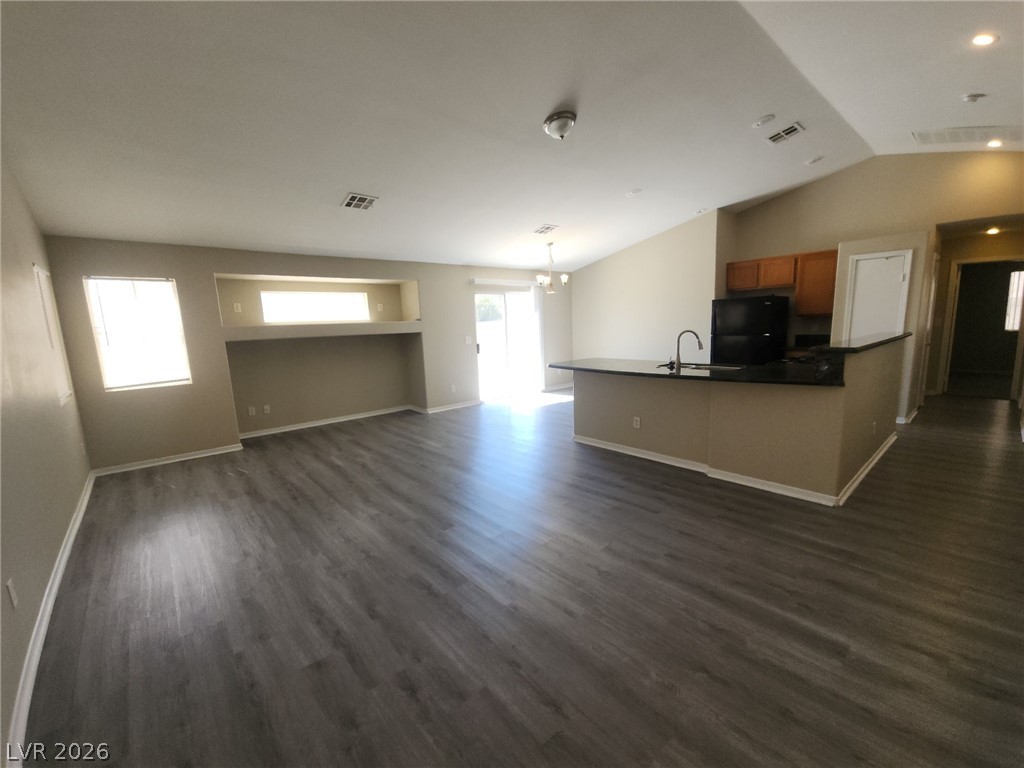 6133 Casper Sands Court Property Photo 4