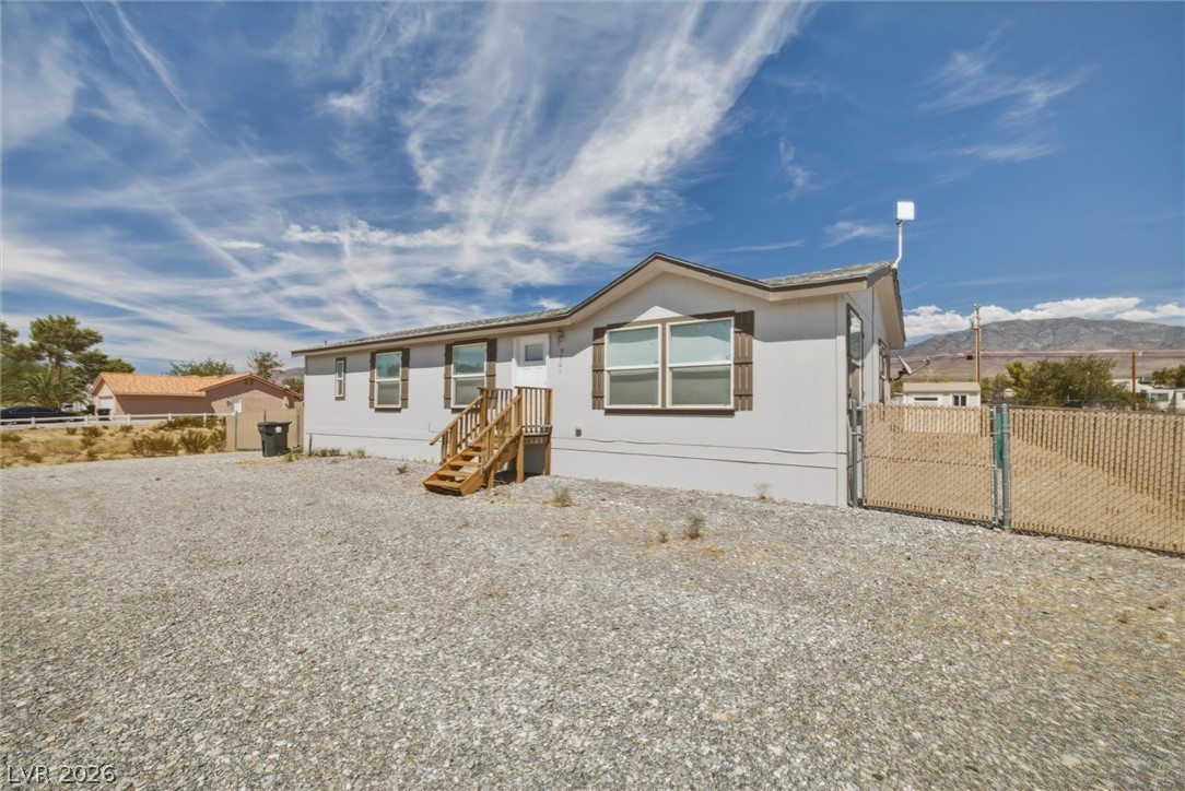 5361 Genoa Avenue Property Photo 3