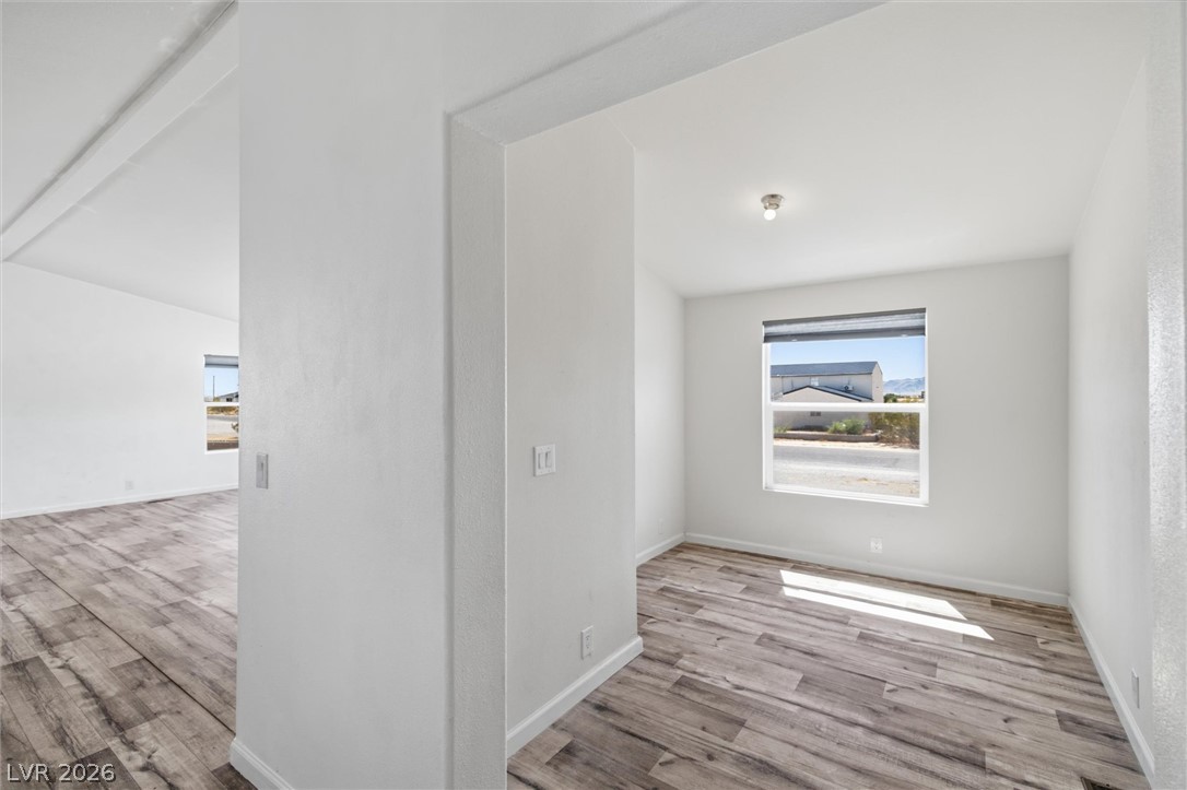 5361 Genoa Avenue Property Photo 15