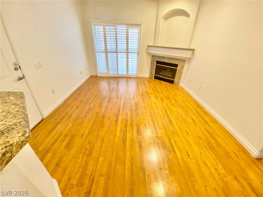 5415 West Harmon Avenue 1037 Property Photo 2