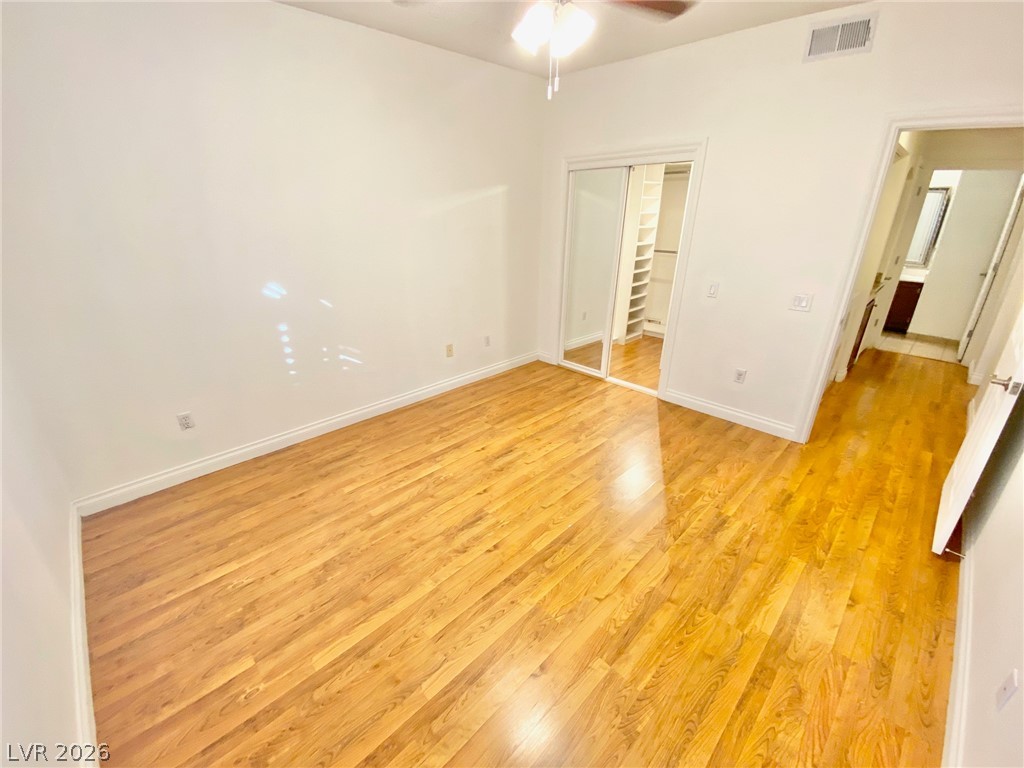 5415 West Harmon Avenue 1037 Property Photo 10
