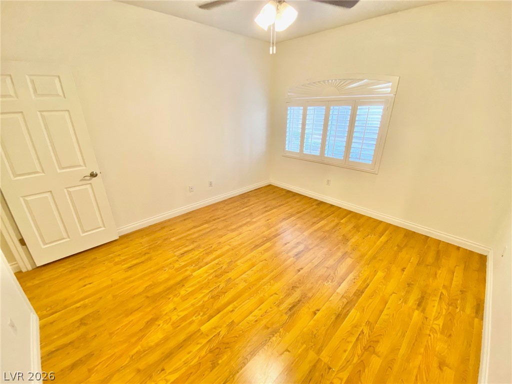 5415 West Harmon Avenue 1037 Property Photo 13